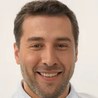Miguel, dueño de corralón de materiales