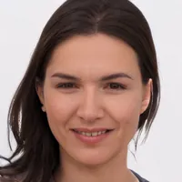 Sandra, dueña de minimercado